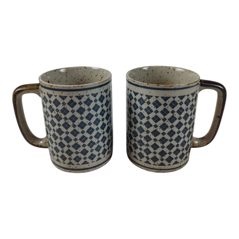 Vintage Geometric Argyle Stoneware Mugs
